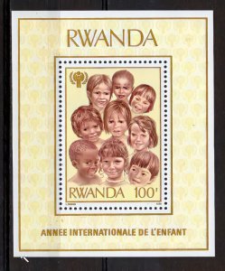 Rwanda 1979 Sc#925 INTERNATIONAL YEAR OF THE CHILD Souvenir Sheet MNH