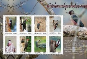 Guyana 2020 - Woodpecker Birds - Sheet of 8 Stamps - Scott #4620 - MNH