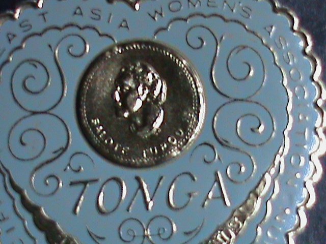 ​TONGA 1964 SC#137 GOLD REPLICA HEART SHAPE-LT.BLUE-9 PENCE-STAMP-MNH VF