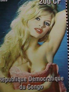 ​CONGO-2005- BRIGITTE BARDOT- FAMOUS NUDE SEXY MOVIE STAR- MNH SHEET  VF