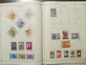 uncatalogued collection on pages Hungary CT: 1953-56 121 stamps