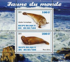 Seals Pinnipeds Stamp Phoca Sibirica Wild Animal Souvenir Sheet of 2 MNH