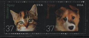 US   3671a  MNH DOGS AND CATS PAIR  2002