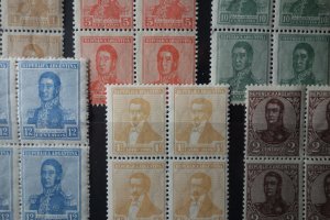 Argentina. MNH Unmounted Mint Blocks 1908-1917 x 13