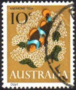 Australia 1966 Sc#405, SG#391 10c Brown Anemone Fish USED