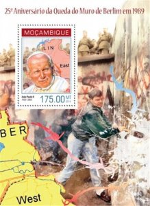 Mozambique - 2014 Berlin Wall Anniversary - Souvenir Sheet - 13A-1445
