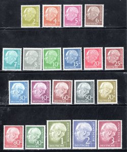 Germany #702-721   Mint (NH)  VF  CV $225.00  ...   2382849