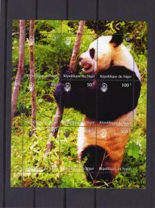 Niger 1999 Wild Animals Mammals Giant panda Sheetlet PERFORATED MNH