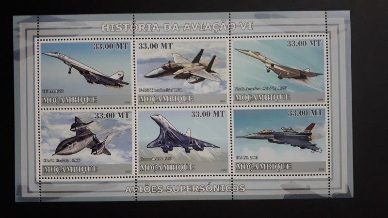 Airplanes - History of Aviation 6 - Mozambique 2009 - Complete SS + Bl ** MNH