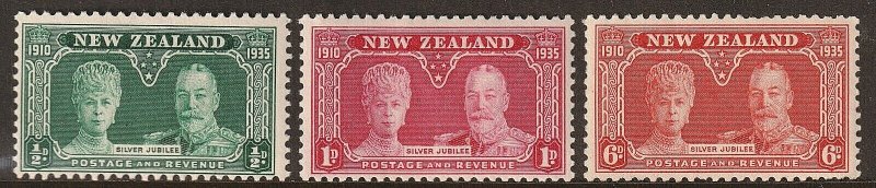 EDSROOM-13033 New Zealand 199-201 H 1935 Complete Silver Jubilee CV$23
