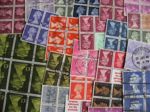 Great Britain Machin 22 used blocks of 4 or more, duplicates, mixed condition