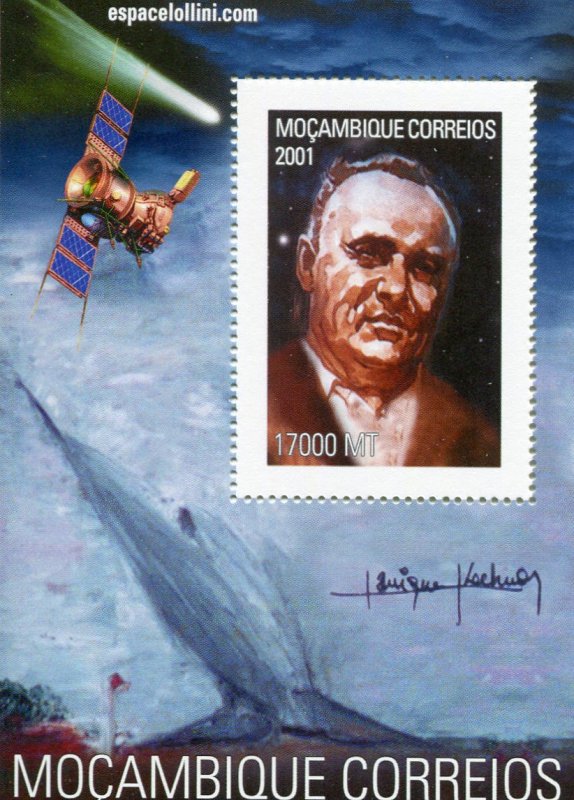 Mozambique 2001 Astronomy SPACE Halley's Comet s/s Perforated Mint (NH)