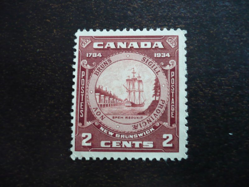 Stamps - Canada - Scott# 210 - Mint Hinged Set of 1 Stamp