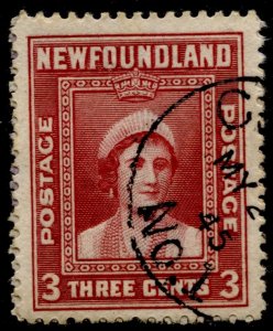 Newfoundland #246 Queen Elizabeth Definitive Issue Used