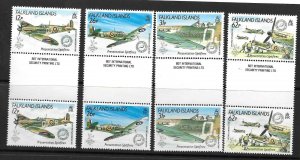 FALKLAND ISLANDS SG601/4 1990 LONDON 90 GUTTER PAIR  MNH