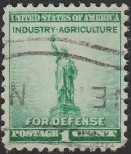 USA #899 1940 1c Green  Statue of Liberty For Defense. USED-Fine-HM.