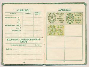 Dutch Scouts Membership booklet 1938 Year stamps Welpen Verkenners 1938 / 1940