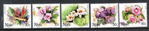 NIUE MNH VF Flowers