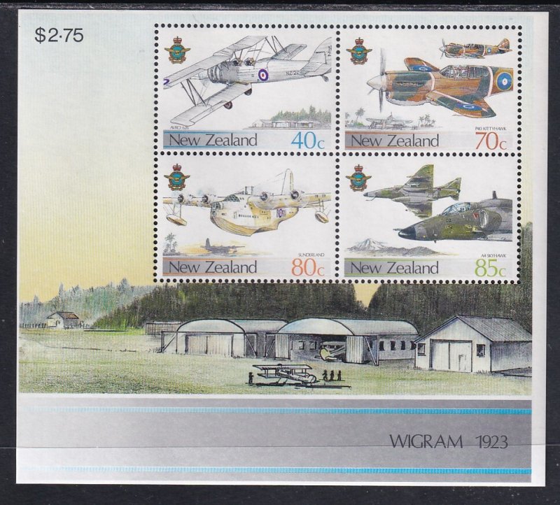 New Zealand 875a Airplanes Souvenir Sheet MNH VF