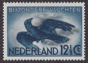 Netherlands # C11 Crow in Flight, Hinged.