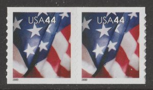 US 4393 Old Glory 44c coil pair APU MNH 2009