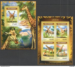 2014 Mozambique Animals Fauna African Wild Giraffes Kb+Bl ** St2394