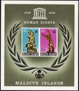 Maldives 297a sheet,MNH.Mi Bl.9. UNESCO.Human Rights Year 1968.Rodin sculptures.