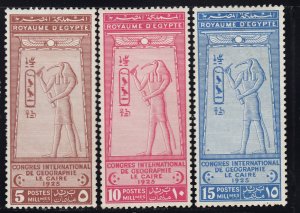 Egypt 105 -107 VF-MLH OG set nice colors cv $ 55 ! see pic !