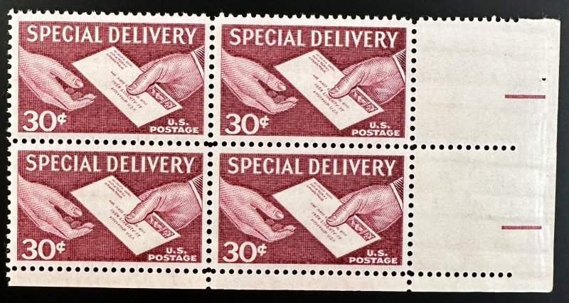 US #E21 MNH Block of 4 F/VF 30c Special Delivery 1957 [BB136]