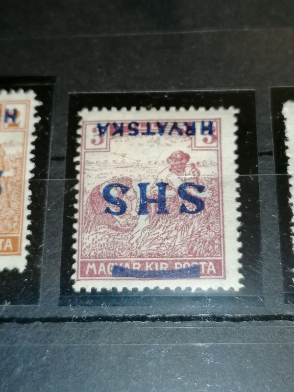 Yugoslavia 1918 Hungary stamps overprinted MH, inverted overprint set