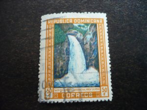 Stamps - Dominican Republic - Scott# 427 - Used Part Set of 1 Stamp