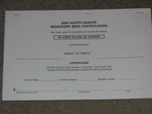 2004 SOUTH DAKOTA MIGRATORY BIRD CERTIFICATION BOOK (CONTAINS 10 LICENSES)