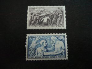 Stamps - France - Scott# B112-B113 - Mint Hinged Set of 2 Stamps