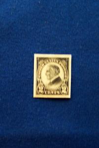 scott 611- Mint-   light hinge mrk imperforated