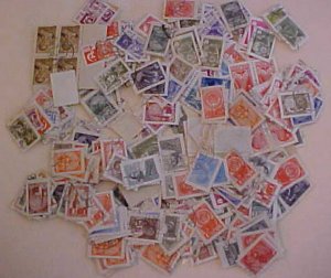 RUSSIA STAMPS 150  DIFF. DEFINITIVES also 350 DUPLICATES  USED