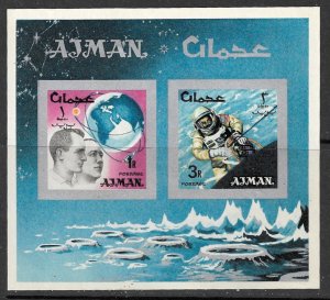 AJMAN 1966 SPACE Astronauts Imperforate Souvenir Sheet Mi.BLK8B MNH