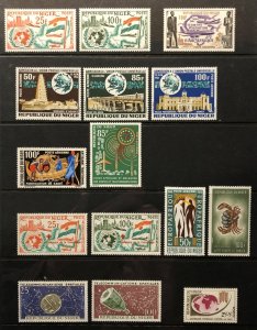 Niger Airmail Collection Mint LH C20-50 Complete, 1961-1965