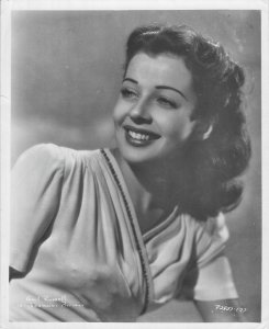 Circa 1950 - Gail Russell Studio Publicity Photo - Ephemera 1226