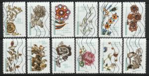 France, 2017 Used Set Of 12,  Flowers In Art, Soaked From Kiloware