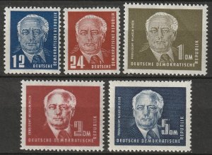 DDR #54-57A MNH CV$75.00 Pieck