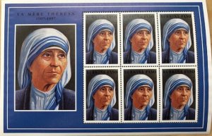 Burkina Faso 1998 - Mother Theresa - Scott #1096 - Stamp Sheet of 6 - MNH