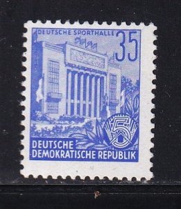German Democratic Republic  DDR  #165  MNH  1953 5-year plan 35pf