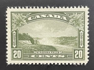 Canada, Scott 225, Unused LHR, Near perfect centering