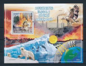 [26417] Guinea Bissau 2009 Animals Global warming Wolf Polar bear MNH S/S