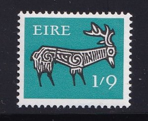 Ireland  #262  MNH  1968    stag  1sh9p