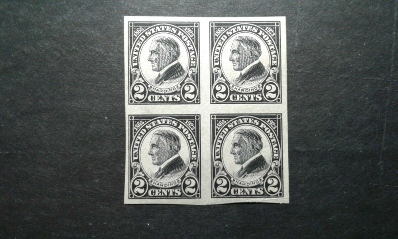 US #611 2xMNH 2xmint  hinged imperf block e205 8948