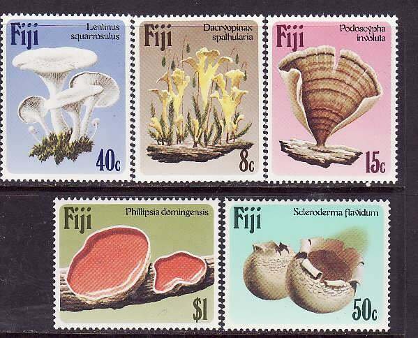 Fiji-Sc#500-4- id9-unused NH set-Mushrooms-Fungi-1984-