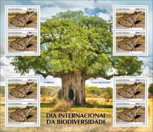 GUINEA BISSAU 2023 - M/S 8V - FROGS FROGS FROGS - MNH-