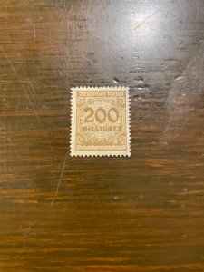 Germany SC 291 M, HM 200m Mk (Bestir Brown) Large Number (3) VF/XF