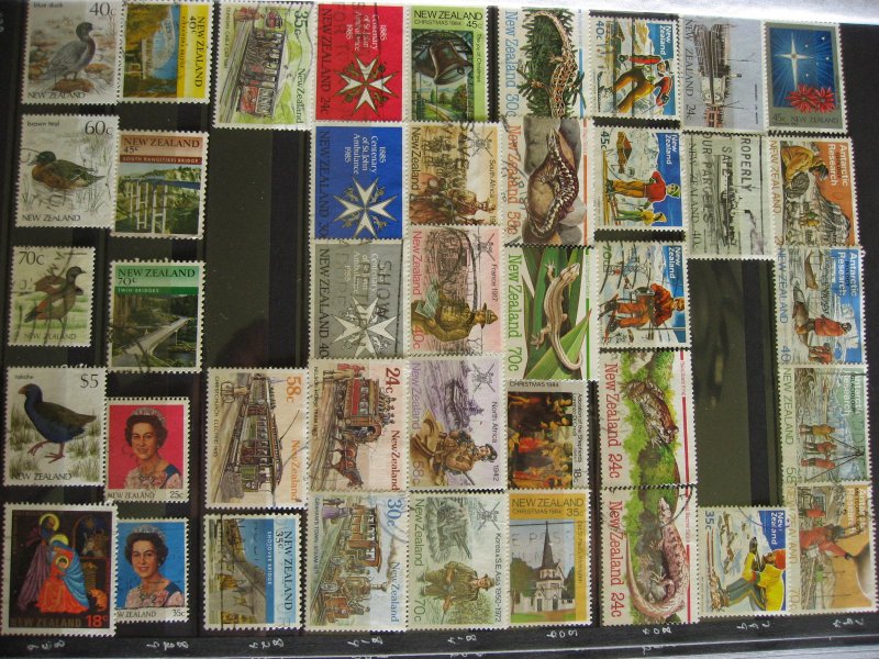 New Zealand collection to 2007 in stockbook U,MH, MNH read description